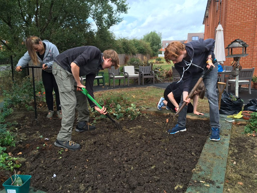 gardening volunteering for the duke of edinburghs award